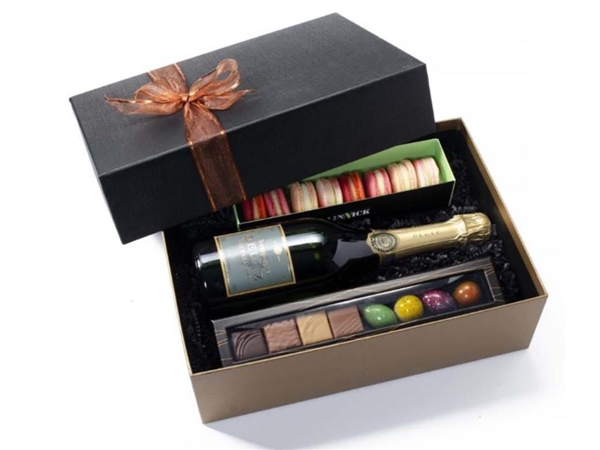 Luxe cadeaubox 8 bonbons 8 macarons